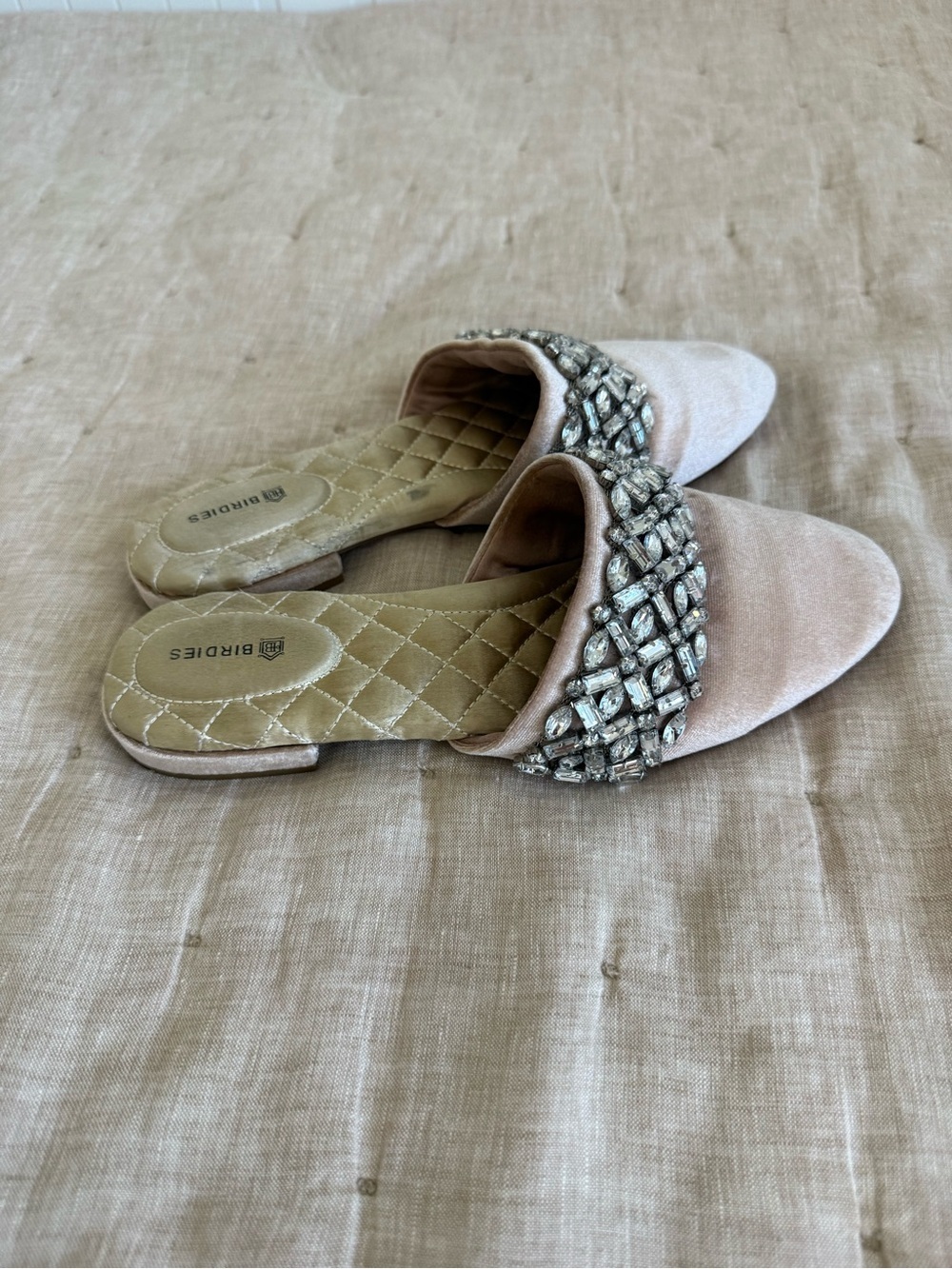 Birdies Songbird Velvet Snow Crystal Champagne Cushion Slip On Slipper Mules 7.5